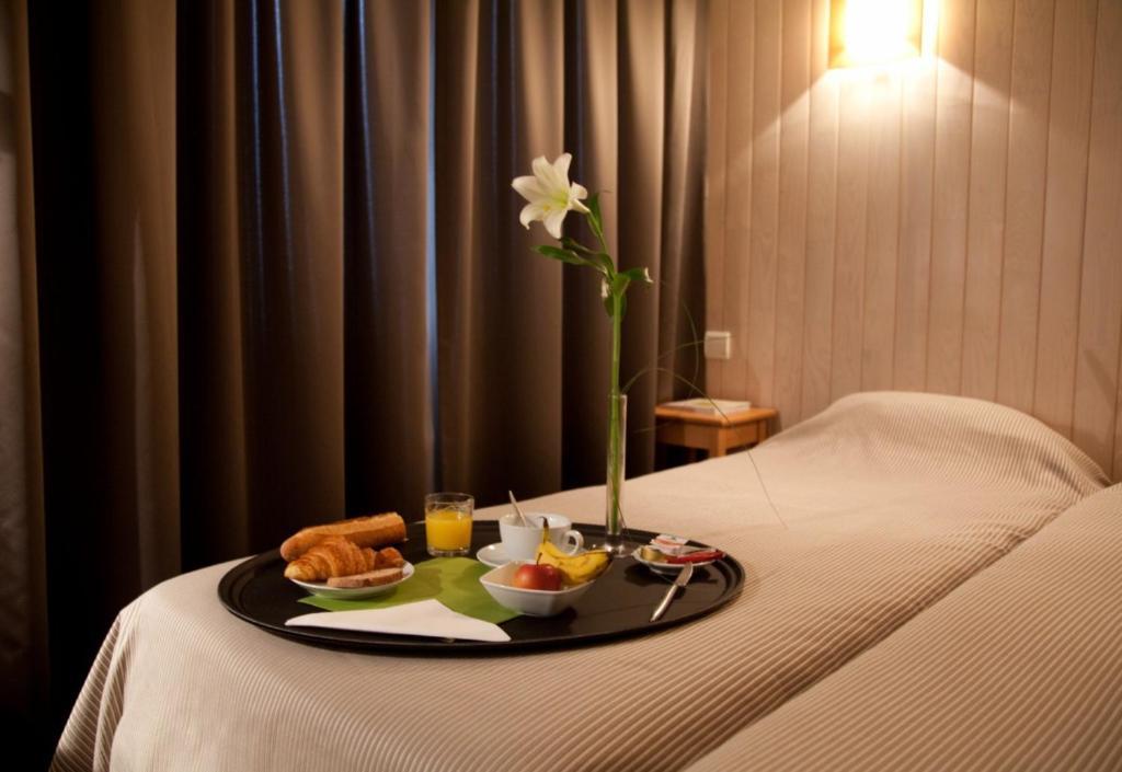 Logis Hotel Le Relais Біскарросс Екстер'єр фото
